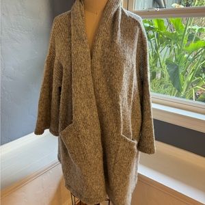 Atelier Delphine classic relaxed cardigan in light grey